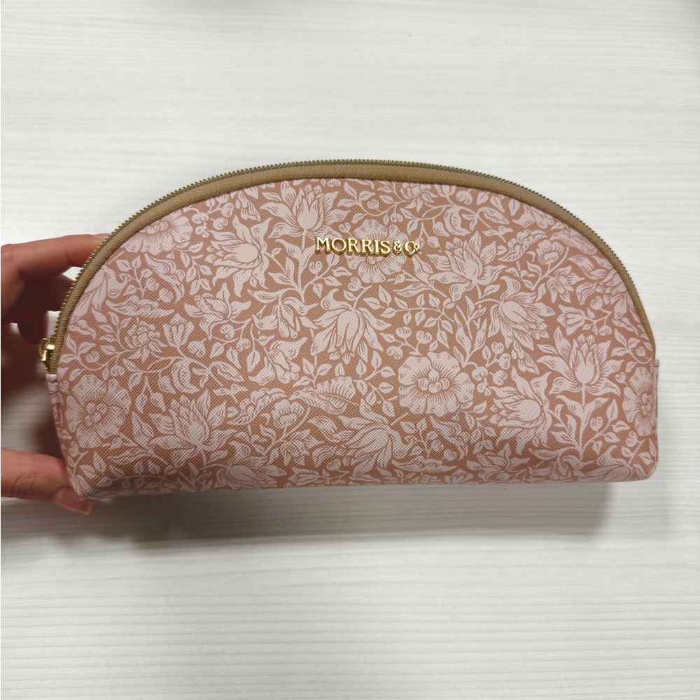 Morris & Co. Tan Floral Cosmetic Bag